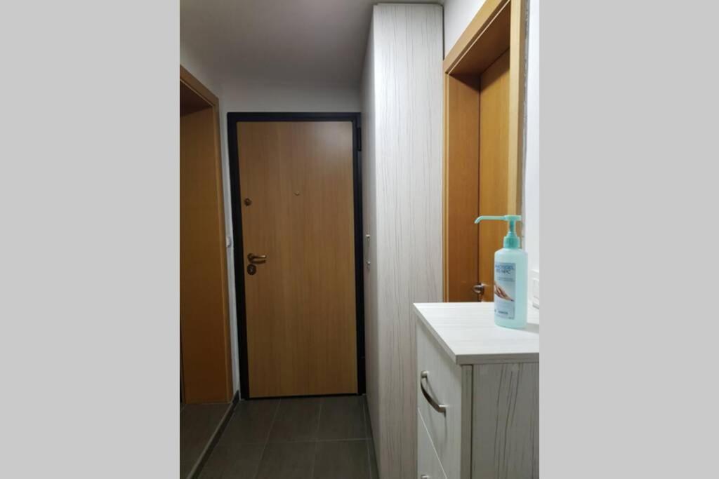 Apartman Sa Garazom I Internetom SJJ Exteriér fotografie