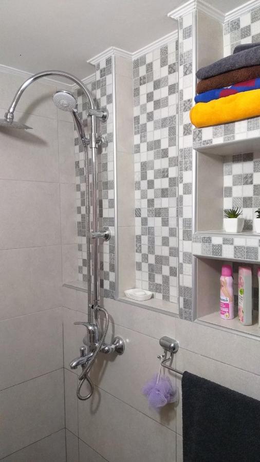 Apartman Sa Garazom I Internetom SJJ Exteriér fotografie